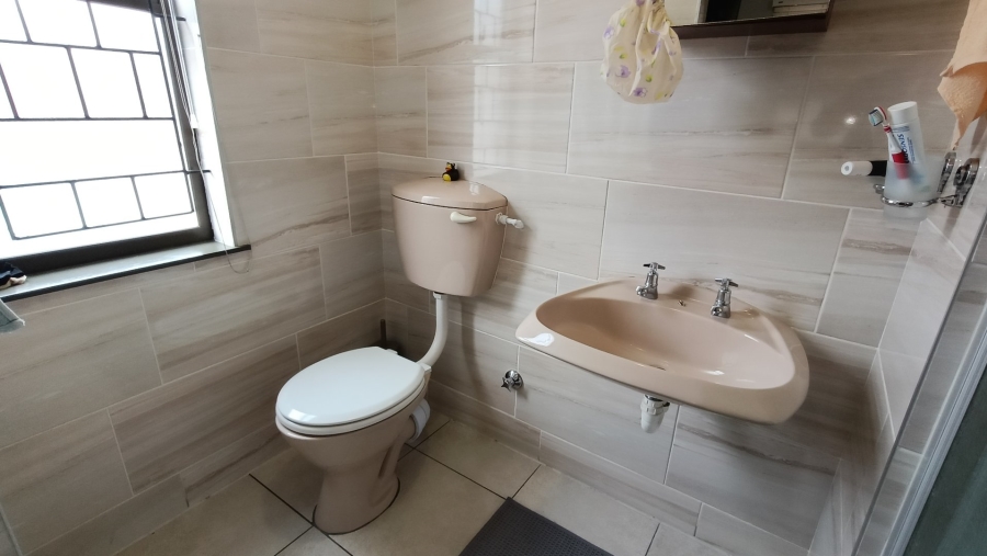 3 Bedroom Property for Sale in Highbury Western Cape